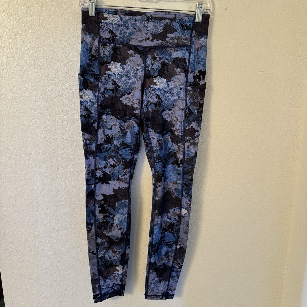Lululemon Speed Up Tight *Full-On Luxtreme 28" Screen Camo Multi Blue Sz 6 C4 - Picture 3 of 6